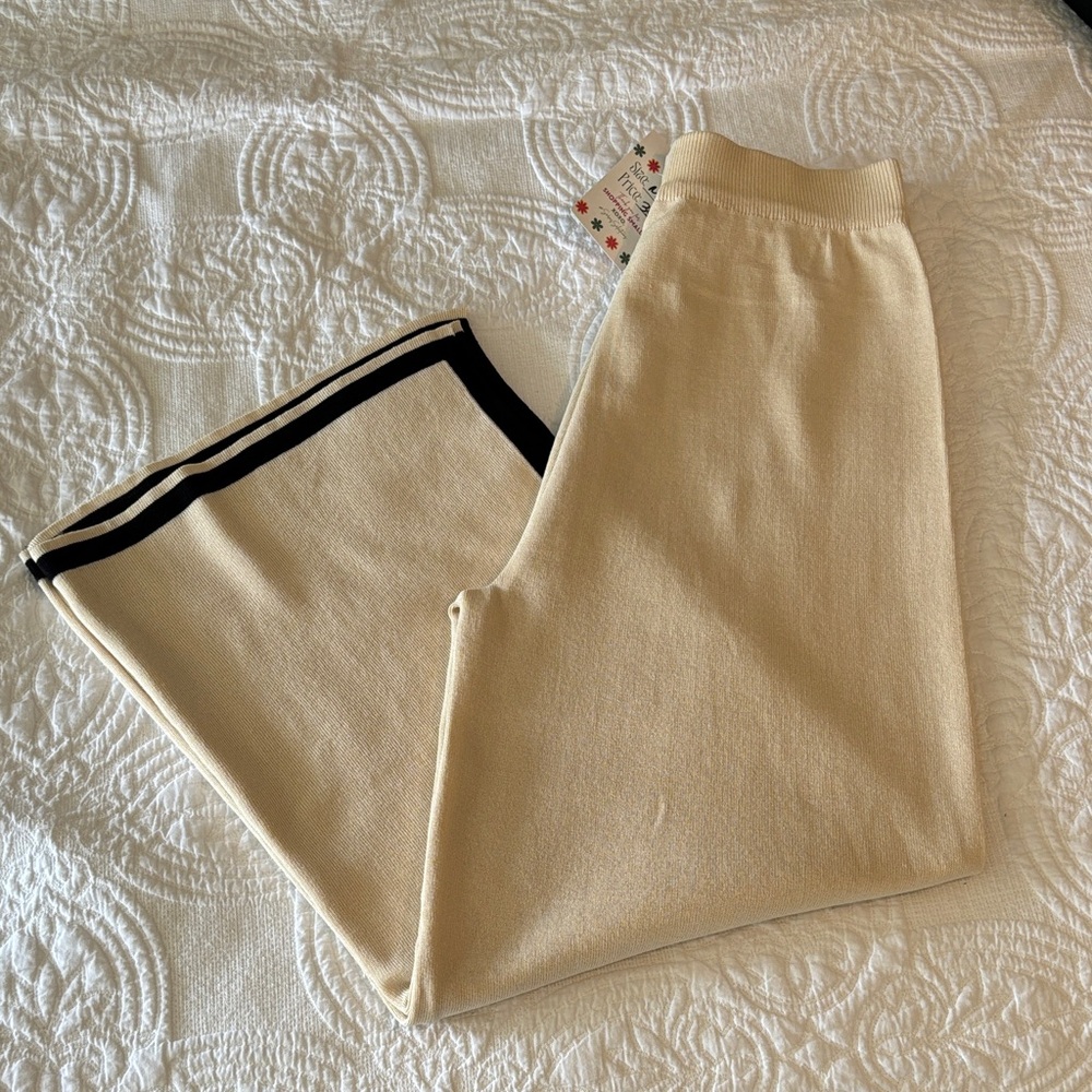 Cream Knit Lounge Pants with Black Stripe Trim